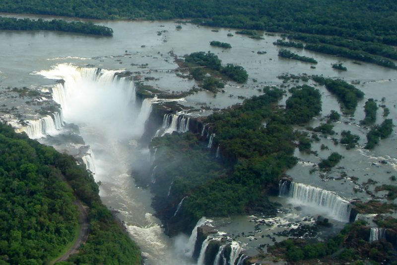 ACQUARIO BIOTOPO: “Rio Iguaҫu”
